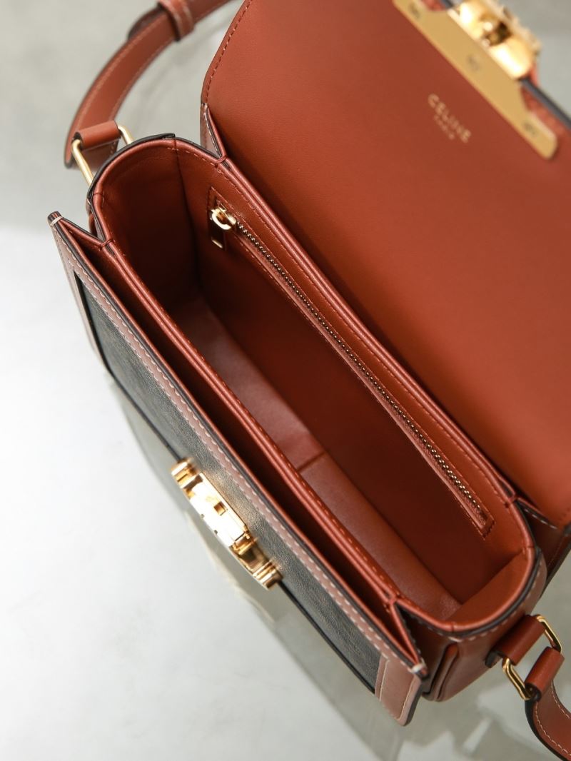 Ce1i*e triomphe bags